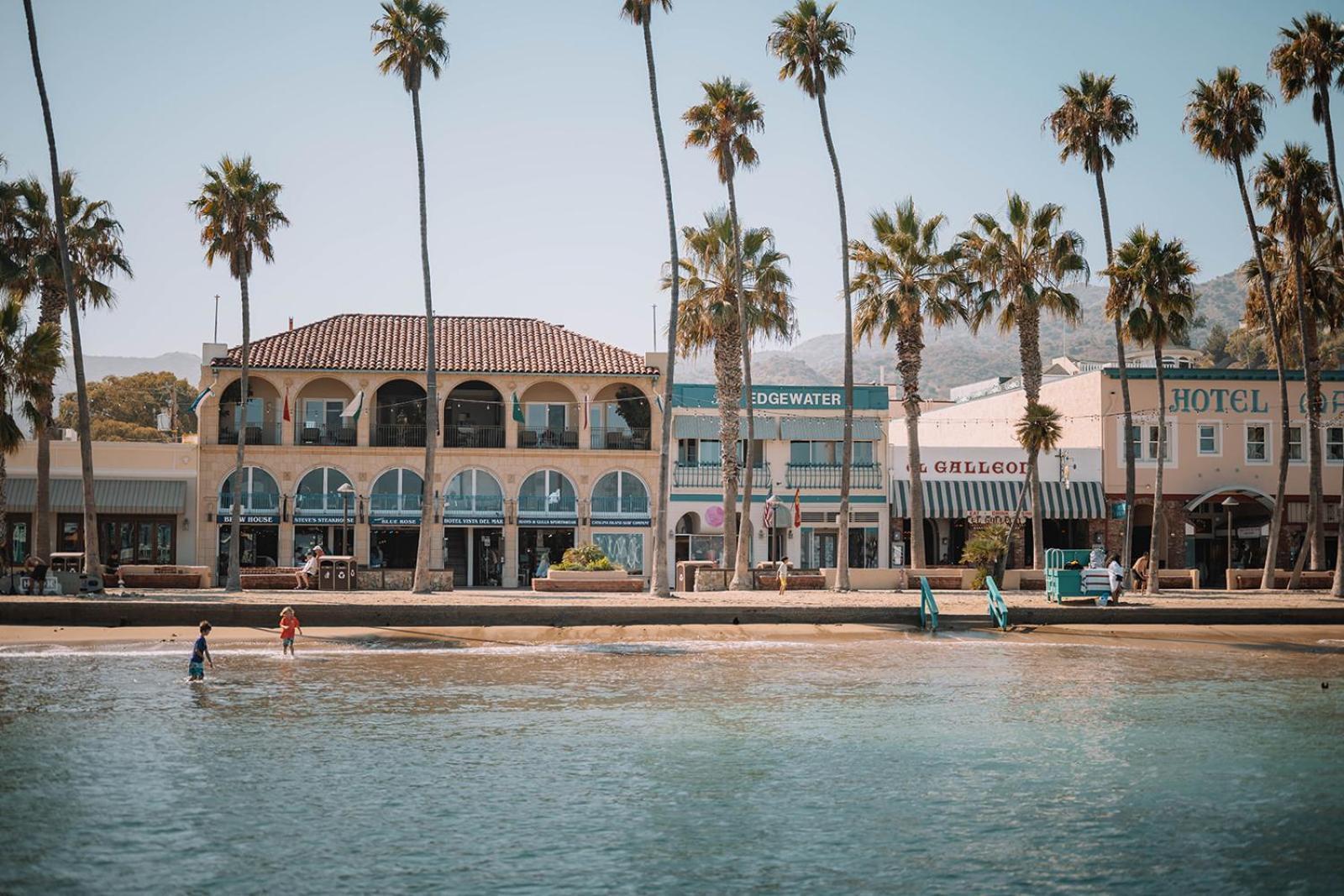 Hotel The Edgewater Avalon Exterior foto